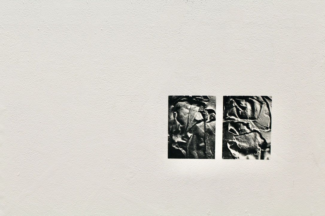 Screen printed image on wall