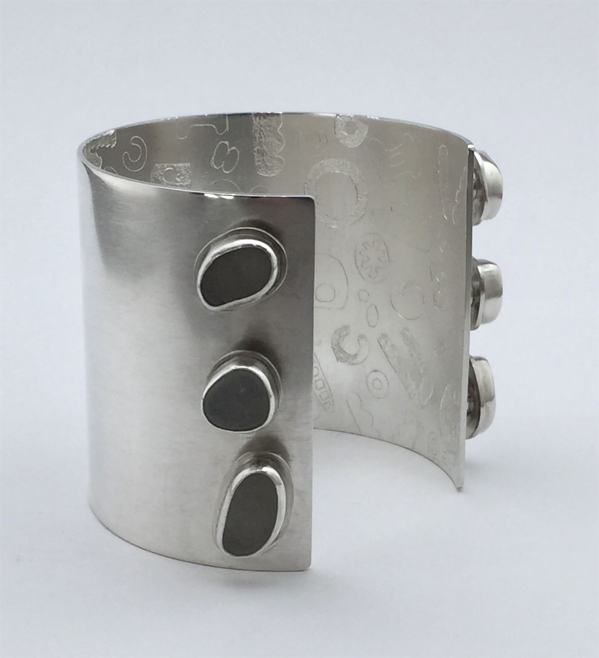 Beachcomber's cuff