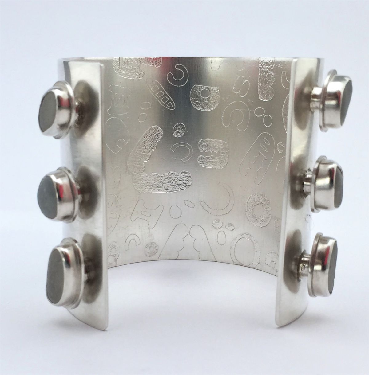 Beachcomber's cuff