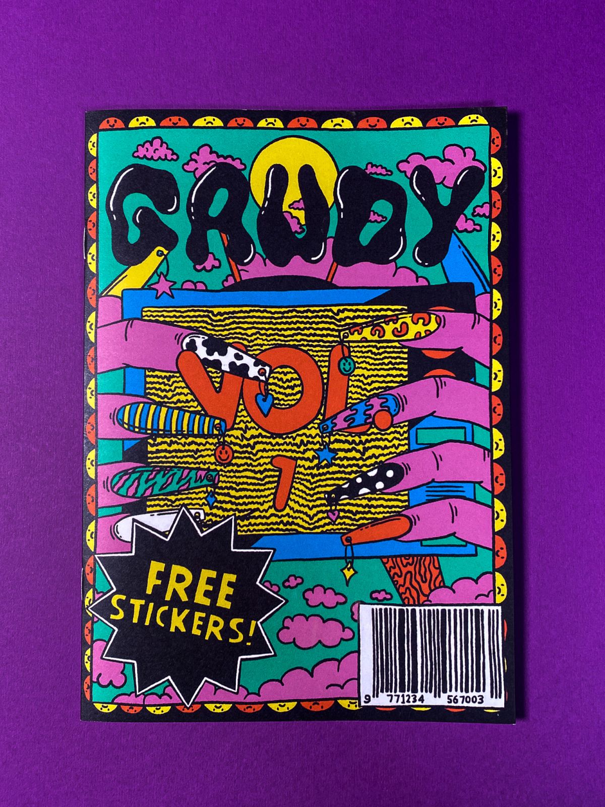Gaudy – Cover