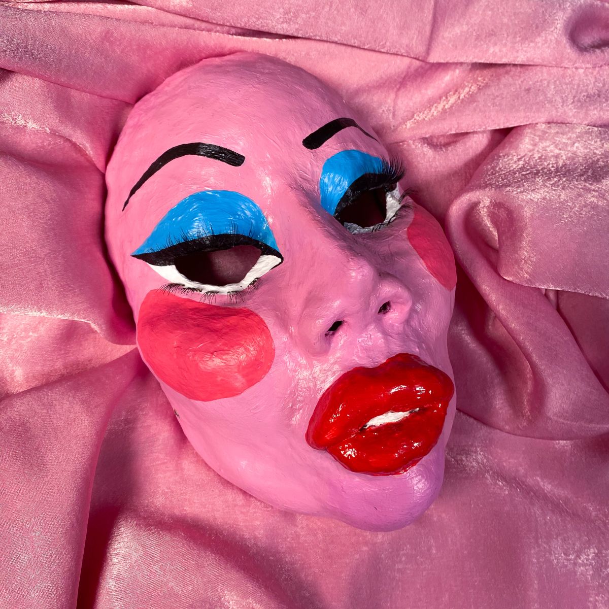 Pillow Face – Mask